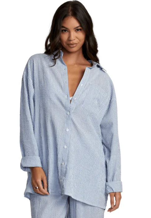 RVCA Womens Gimmie Coverup/Shirt Dress Indi Surf RVCA Womens Gimmie Coverup/Shirt Dress Indi Surf