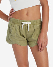 Load image into Gallery viewer, Billabong Girls Mad For You Shorts