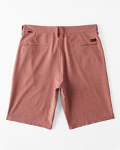 Load image into Gallery viewer, Billabong Boy&#39;s Crossfire Submersible 18&quot; Shorts