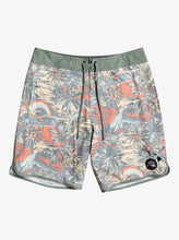 Load image into Gallery viewer, Quiksilver Mens Hempstretch Hawaii Board Shorts