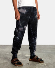 Load image into Gallery viewer, RVCA Men&#39;s Tonally Tie Dye Fleece Sweatpants