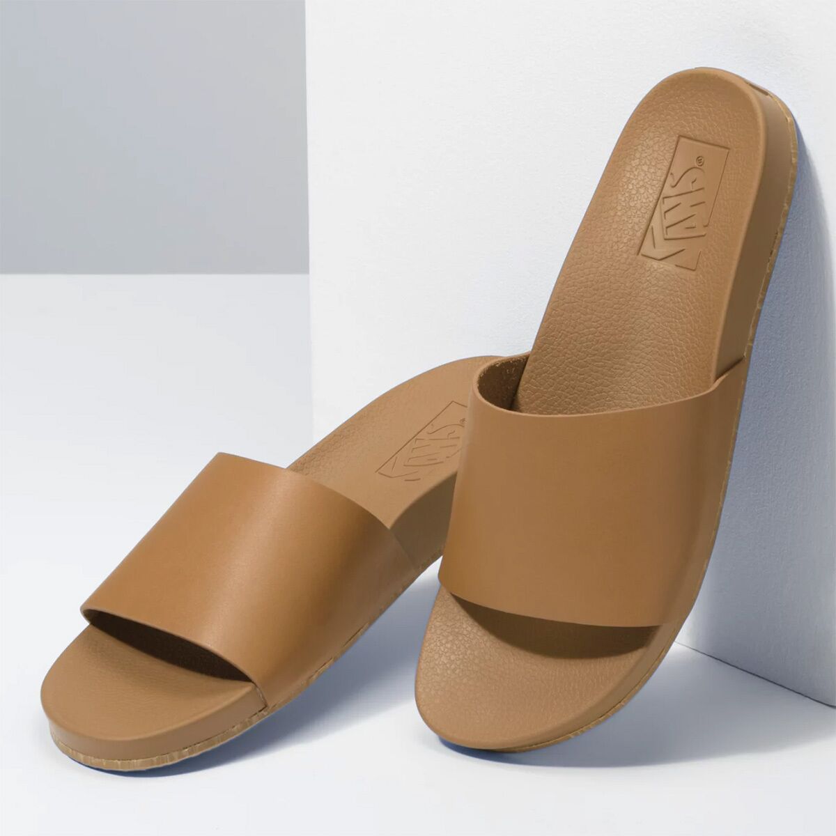 Vans Women's Decon Leather Slide Sandal *CLEARANCE*