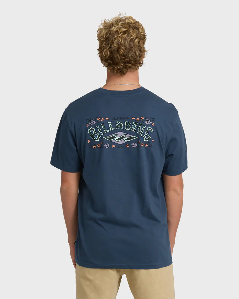 Billabong Men's Heritage Arch Premium Short Sleeve T-Shirt