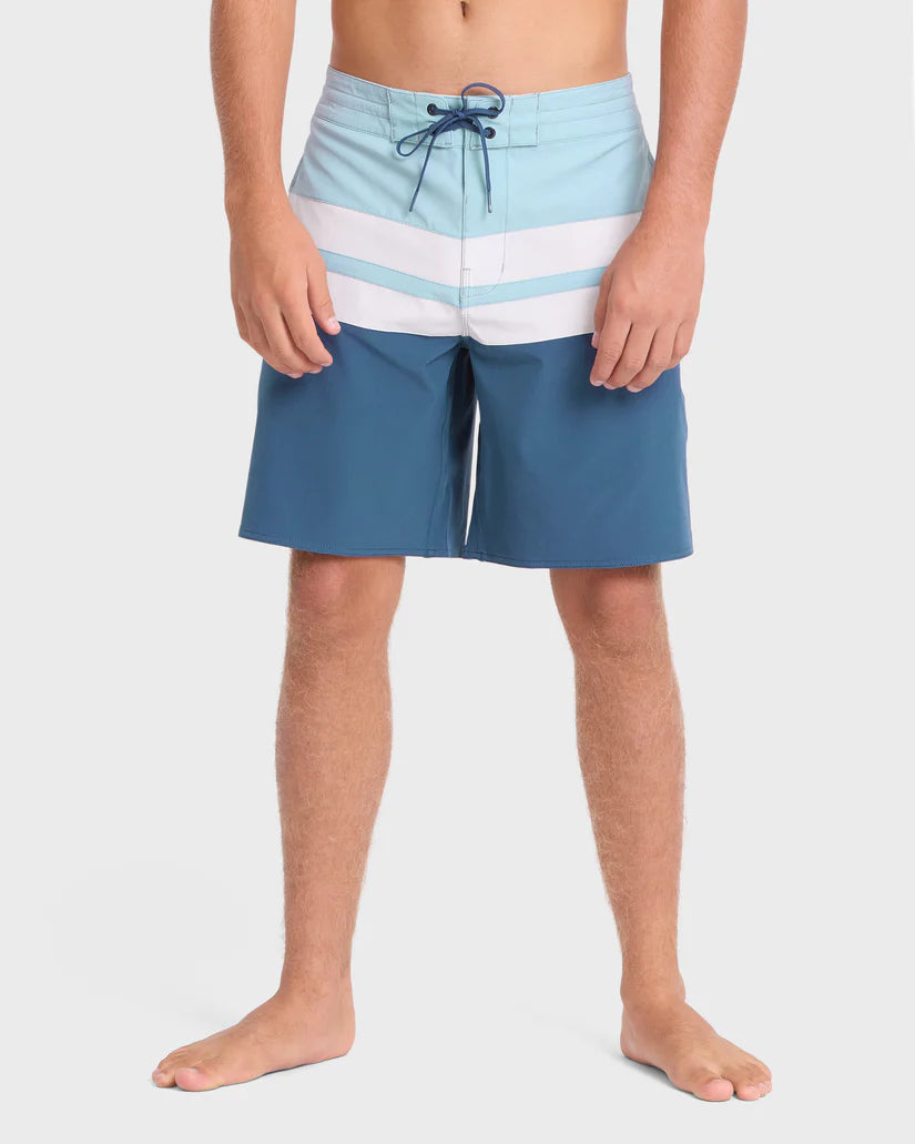 Billabong Men's Momentum LT 18.5" Boardshorts