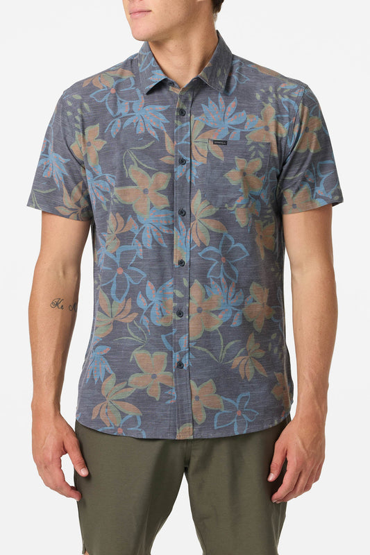 O'Neill Mens Traveler UPF Traverse Slub Short Sleeve Standard Fit Shirt