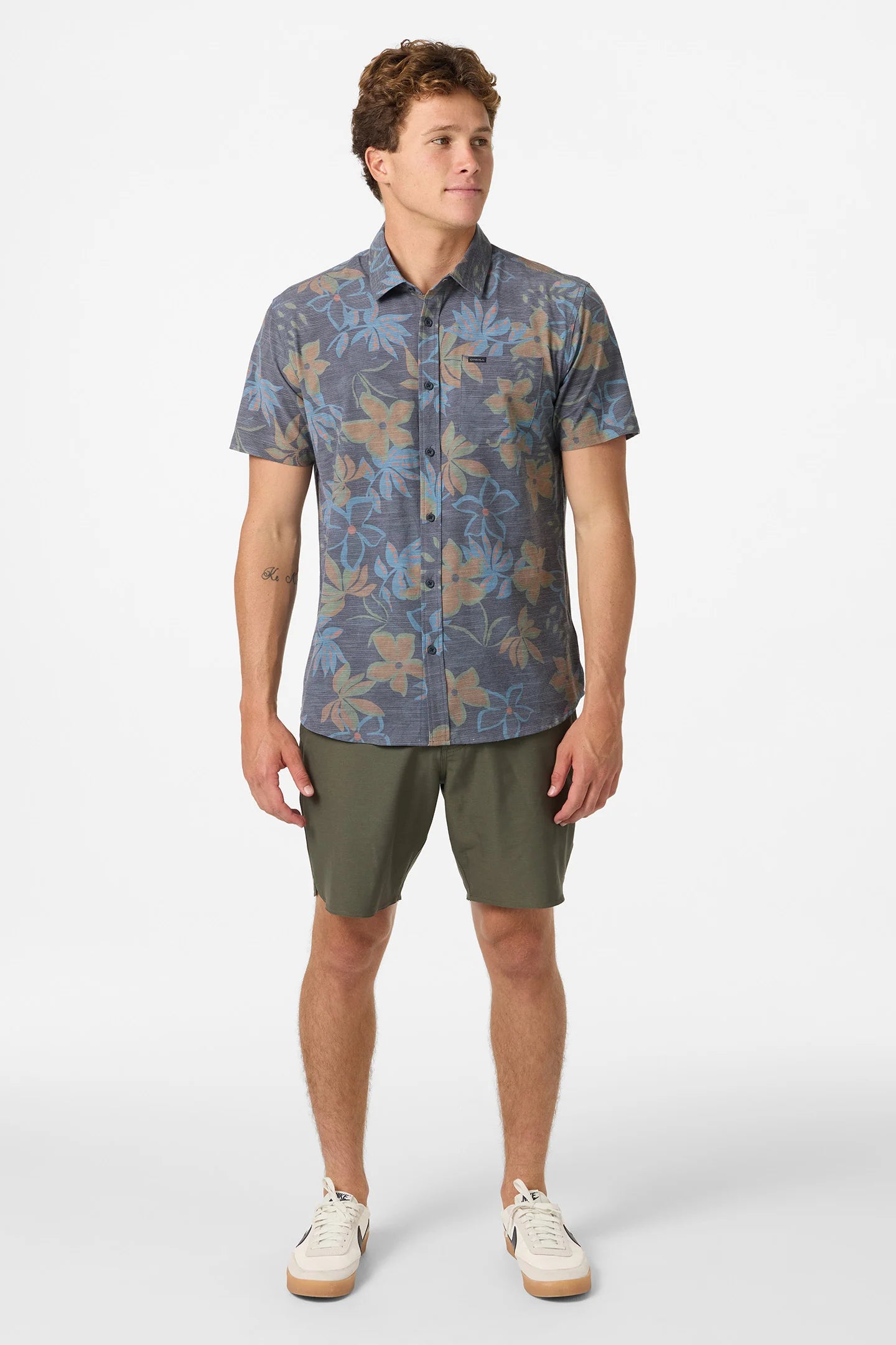 O'Neill Mens Traveler UPF Traverse Slub Short Sleeve Standard Fit Shirt