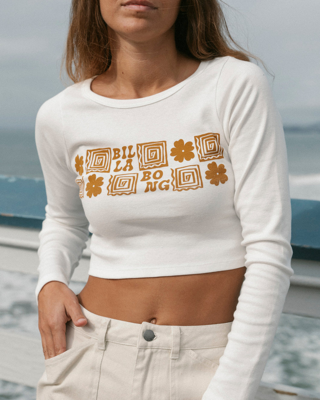 Billabong Damen T-Shirt „Be The Light“