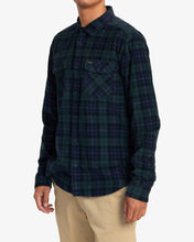 Load image into Gallery viewer, RVCA Men&#39;s Blues Walk Cord Flannel Shirt