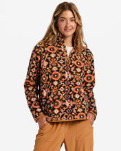 Load image into Gallery viewer, Billabong Women&#39;s Boundary Mock 3 Half Zip Pullover Sweatshirt