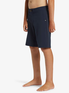 Quiksilver Boy's Union Amphibian 17" Hybrid Shorts