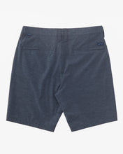 Load image into Gallery viewer, Billabong Men&#39;s Crossfire Mid Submersible 19&quot; Shorts