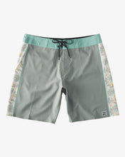 Charger l&#39;image dans la galerie, Boardshort Billabong D Bah Pro pour homme