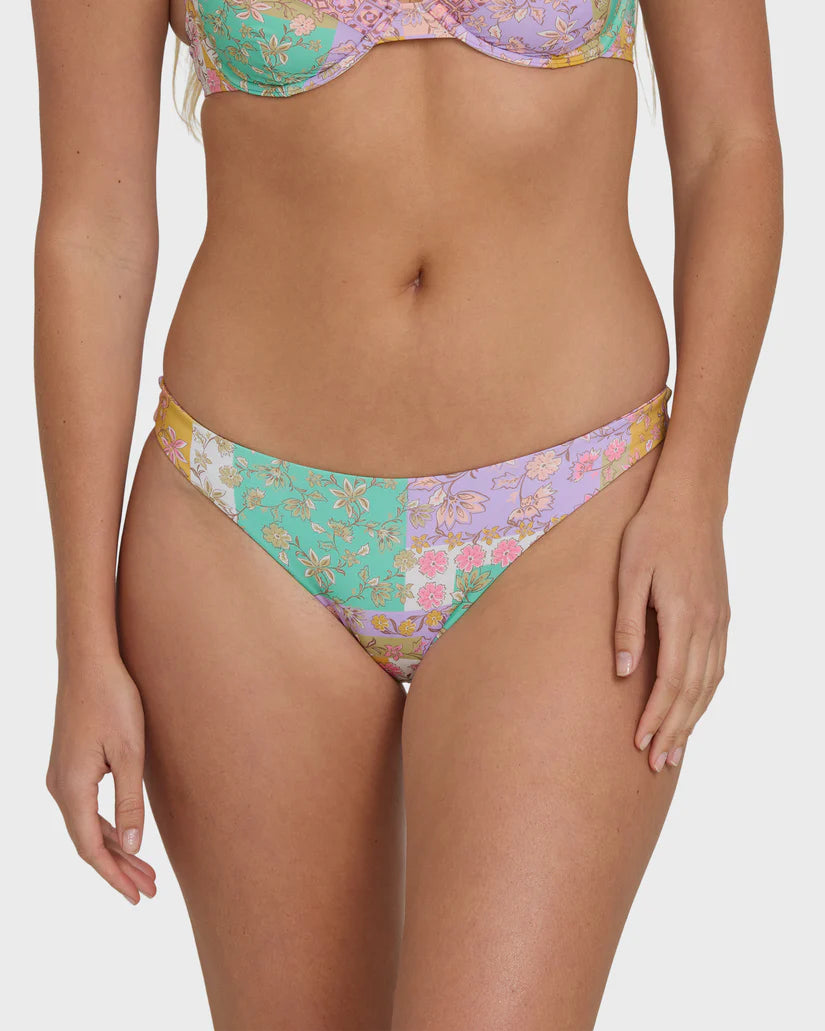 Billabong Women's Dreamy Daze Rvsbl Tropic Bikini Bottom