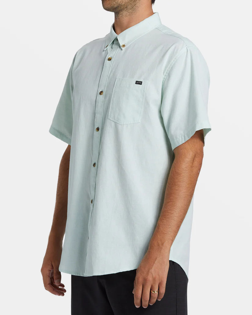 Billabong Men's All Day Short Sleeve Shirt