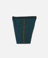 Laden Sie das Bild in den Galerie-Viewer, Jetty Boys Hudson 18&quot; Boardshort