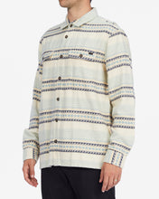Load image into Gallery viewer, Billabong Men&#39;s Offshore Jacquard Flannel Shirt