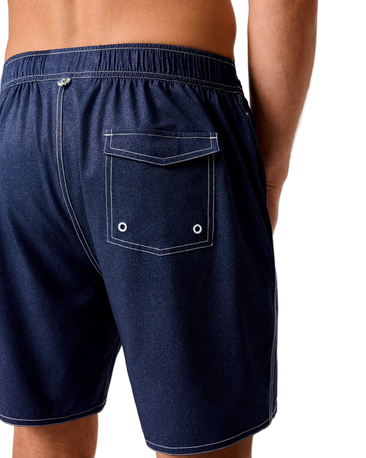 Johnnie-O Mens Ginn Half Elastic 7" Surf Shorts