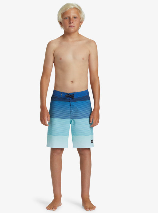 Quiksilver Boy's Surfsilk Massive 17" Boardshorts