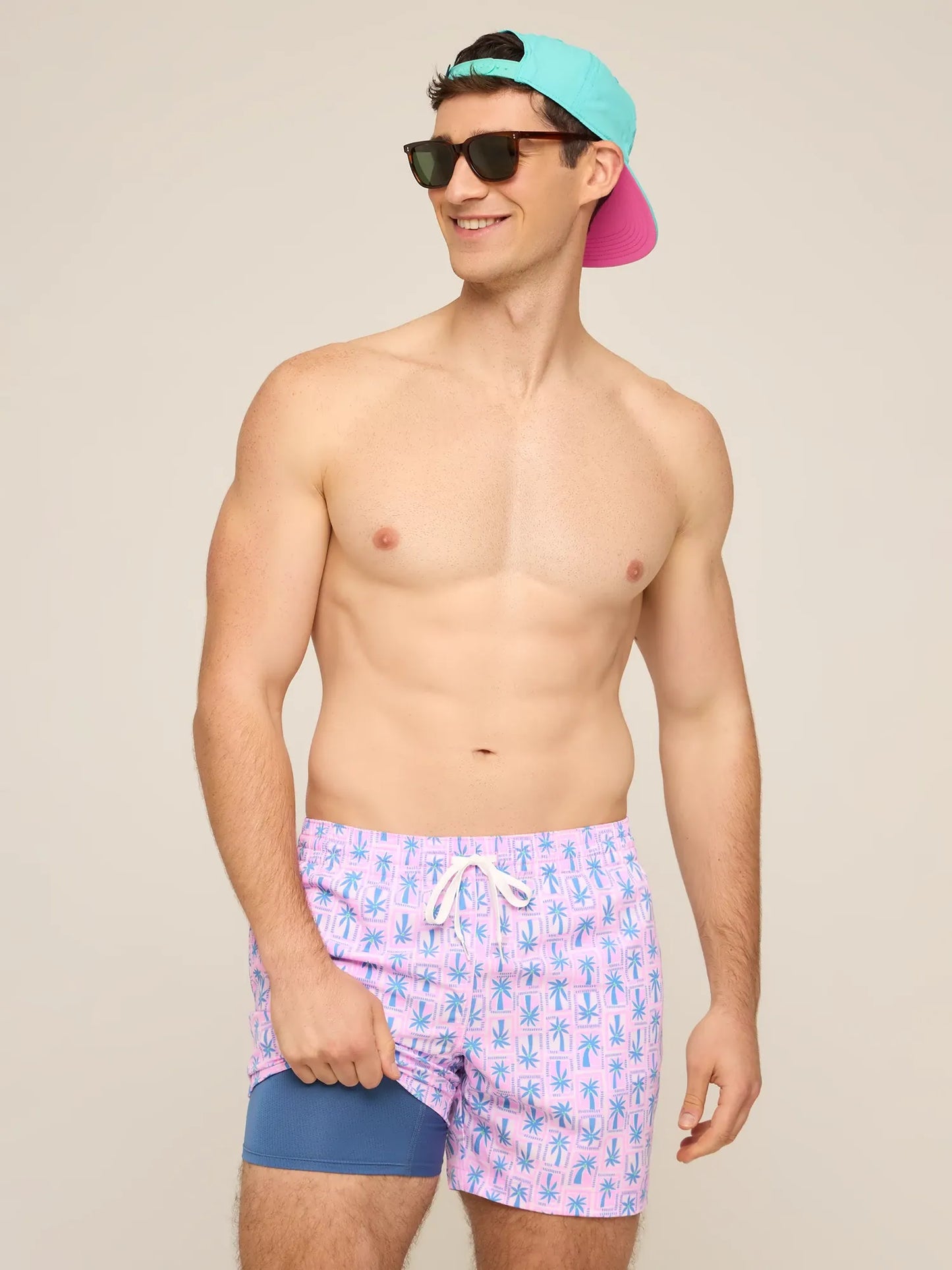 Chubbies Men's The Miami Mosaic 5.5" Swim Trunks