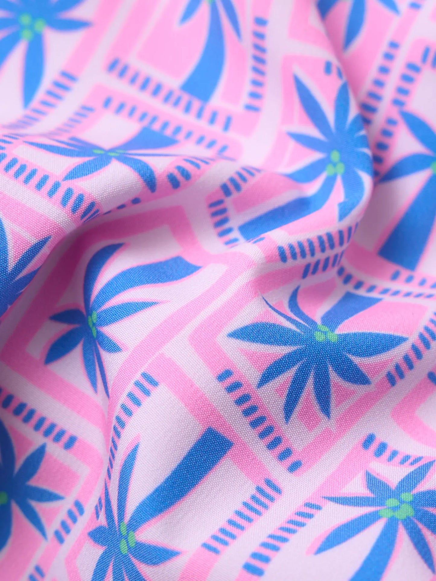 Chubbies Men's The Miami Mosaic 5.5" Swim Trunks