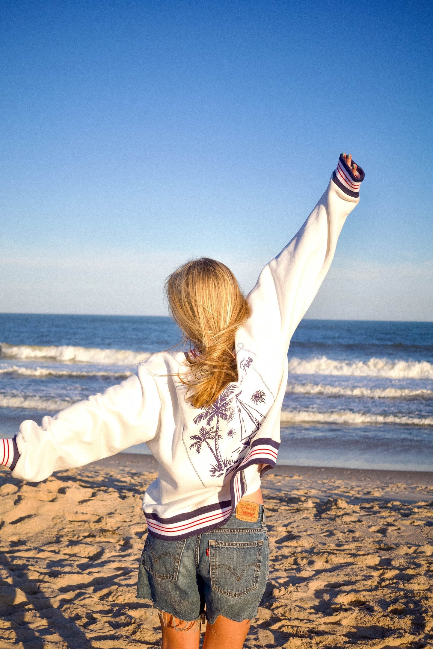 Wave Creations Women's As Free As The Ocean Mockneck Sweatshirt