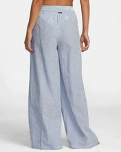 Load image into Gallery viewer, RVCA Women&#39;s New Yume Wide Pants