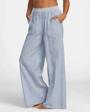 Load image into Gallery viewer, RVCA Women&#39;s New Yume Wide Pants