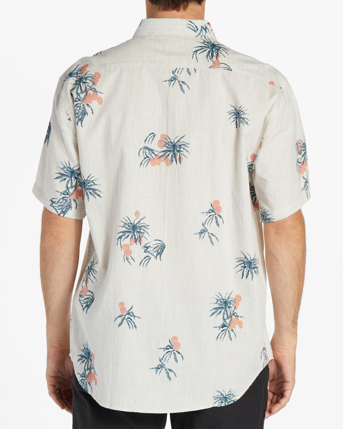 Billabong Men's Sundays Short Sleeve Shirt