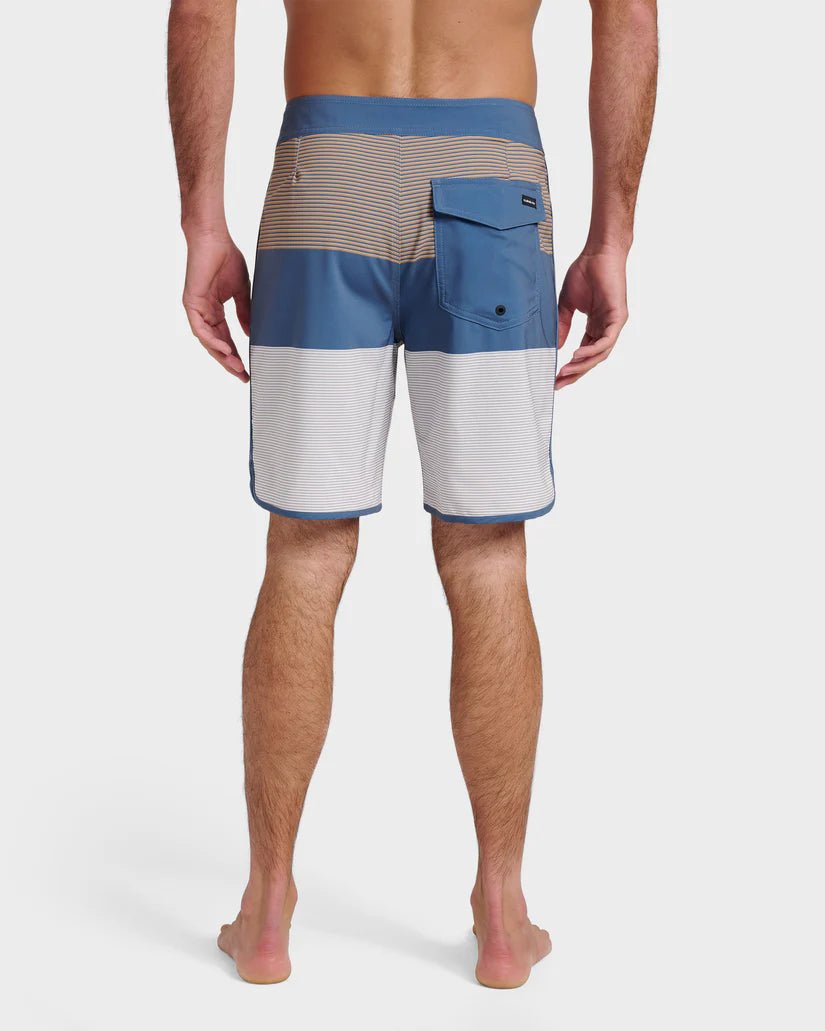 Quiksilver Mens Surfsilk Tijuana 19" Boardshorts