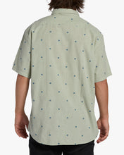 Load image into Gallery viewer, Billabong Men&#39;s All Day Jacquard Short Sleeve Shirt