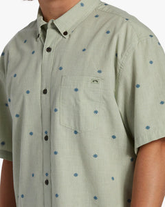Billabong Men's All Day Jacquard Short Sleeve Shirt