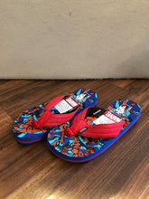 Laden Sie das Bild in den Galerie-Viewer, Vans Jungen T Street Print Jr Sandalen