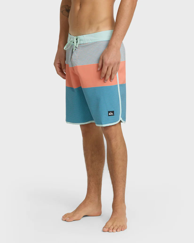 Quiksilver Mens Surfsilk Tijuana 19" Boardshorts