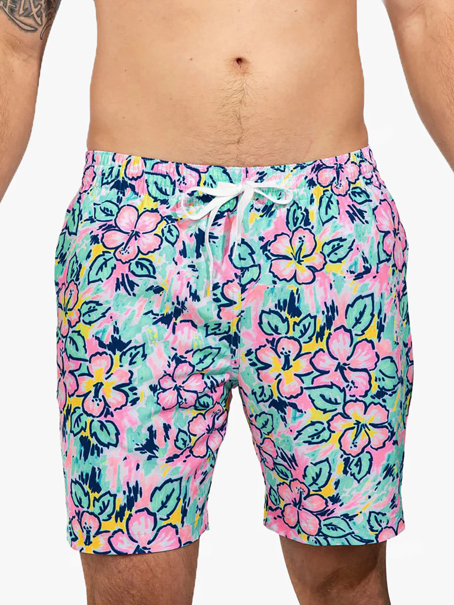 Chubbies Mens The Vacation Blooms 7" Classic Swim Trunks