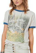 Load image into Gallery viewer, O&#39;Neill Women&#39;s Redding Short Sleeve T-Shirt