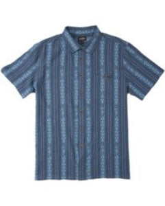 Billabong Men's Sundays Jacquard Short Sleeve Shirt