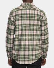 Load image into Gallery viewer, RVCA Operator Men&#39;s Long Sleeve Flannel Shirt