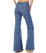 Load image into Gallery viewer, RVCA Women&#39;s Ritual Bell-Bottom Denim Jeans