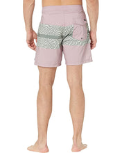 Load image into Gallery viewer, RVCA Men&#39;s Westport Print 17&quot; Boardshorts