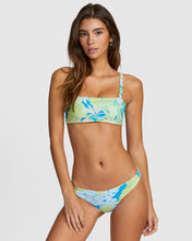 Load image into Gallery viewer, RVCA Women&#39;s Tropix Bikini Top